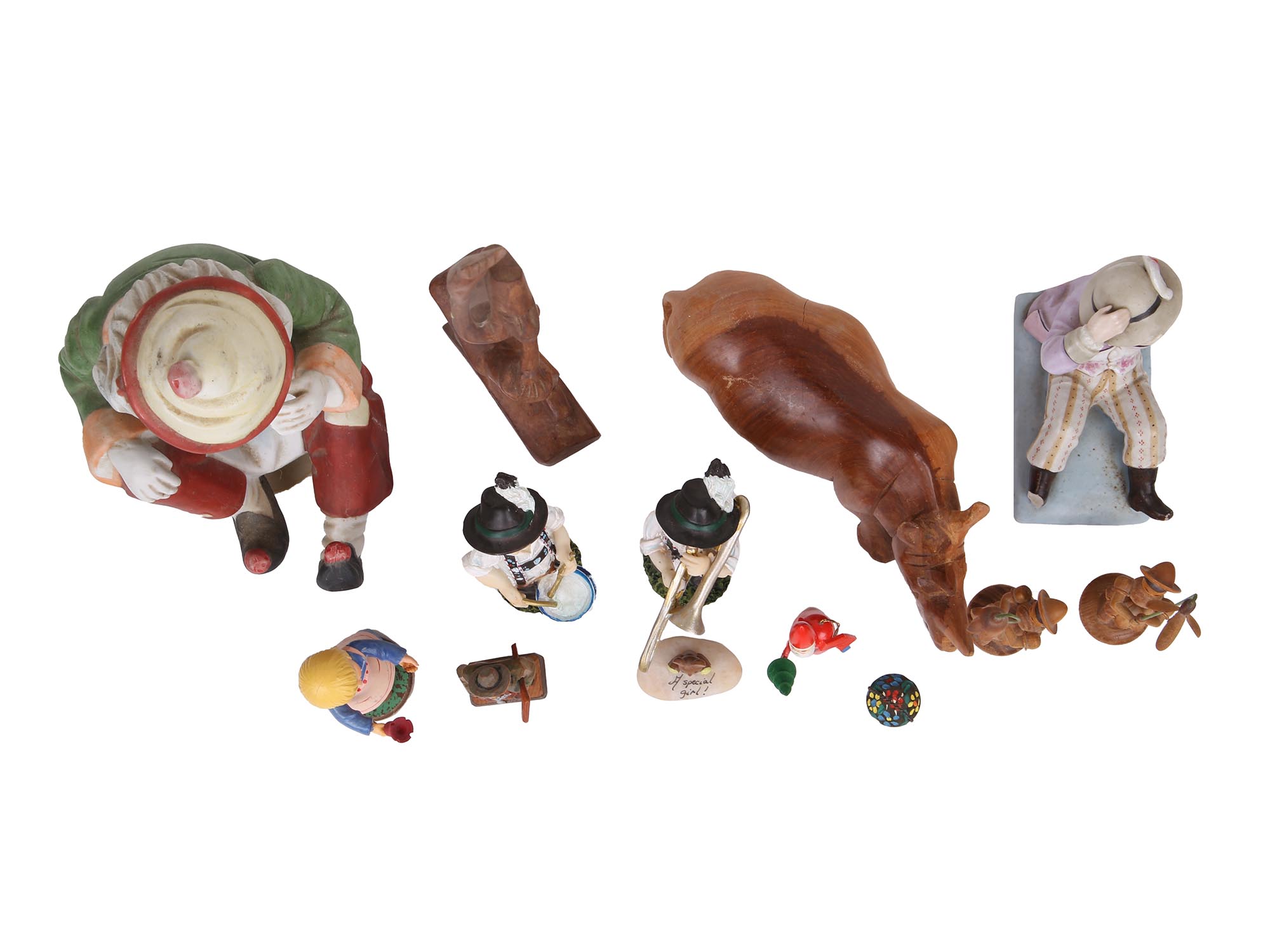 COLLECTION OF VINTAGE COLLECTIBLE FIGURINES PIC-1